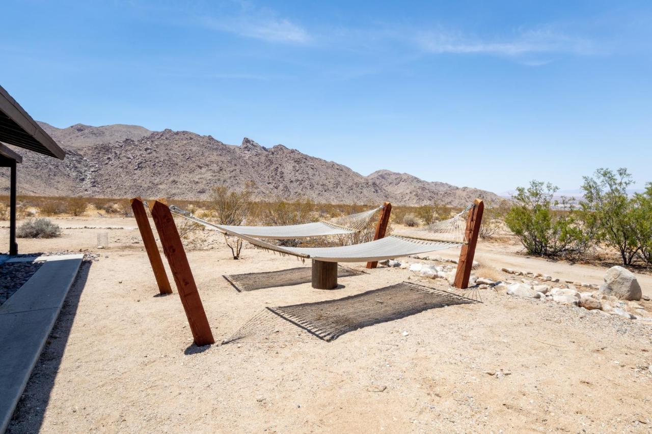 1 Minute To Joshua Tree National Park, Hot Tub, Stars, Private - The Wkndr Vila Twentynine Palms Exterior foto